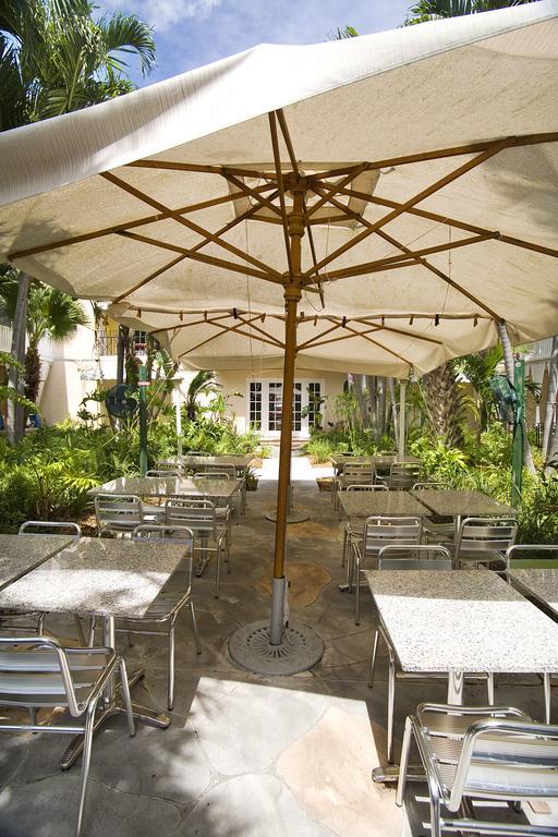 Sadigo Court Hotel Miami Beach Bagian luar foto